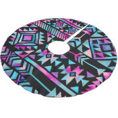 水彩の部族のモチーフ、民族壁紙。 ブラッシュドポリエステルツリースカート (アングル)