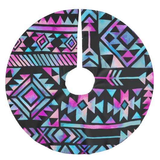 水彩の部族のモチーフ、民族壁紙。 ブラッシュドポリエステルツリースカート (正面)