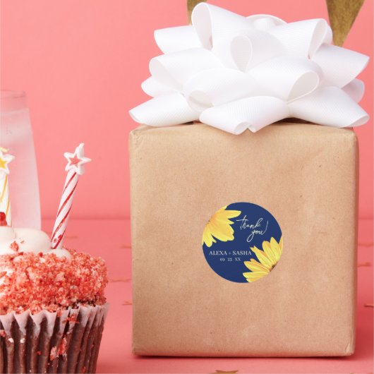 水彩ひまわり花ダークブルーミニマル結婚リスト ラウンドシール (パーティー)