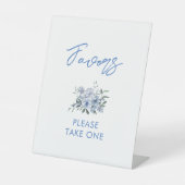 水彩ほこりっぽい青の好意ブライダルシャワー記号 台座サイン (正面)