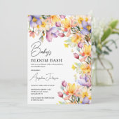 水彩イエローパープルの花のベビーシャワー 招待状 (スタンド正面)
