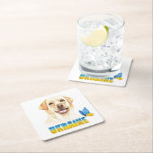 水彩ウクライナイエロー・ラブラドール・レトリーバーと蝶 スクエアペーパーコースター (インサイチュ)