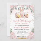 水彩ウサギとピンクの花ベビーシャワー 招待状 (正面)