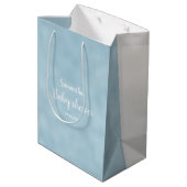 水彩エレファントボーイブルーベビーシャワー優先バッグ ミディアムペーパーバッグ (裏面アングル)