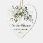 水彩グリーンリーレッドベリーカップルハート セラミックオーナメント (左)