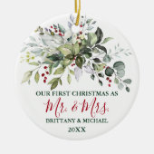 水彩グリーンリーレッドベリー初めてのクリスマス セラミックオーナメント (正面)