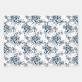 水彩グレーとブルーフローラルパターンホリデー ラッピングペーパーシート (正面)