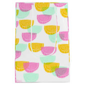 水彩スイカピンク緑イエローパターン ミディアムペーパーバッグ (裏面)