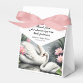 水彩スワンレイクピンクロータスフローラベビーシャワー フェイバーボックス (正面サイド)