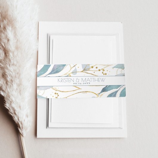 水彩ダスティブルーフローラエレガント金ゴールド結婚 招待状ベリーバンド
