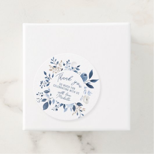 水彩ダスティーブルー花柄ボヘミアンスタイルのウェディングシャワー フェイバータグ (インサイチュ)