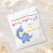 水彩ディノパーティー子供の誕生日 フェイバーバッグ (クリップ留めされた状態)