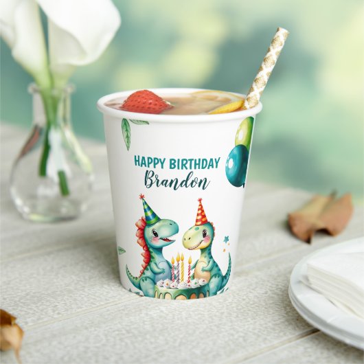 水彩トレックスカラフル恐竜の最初の誕生日 紙コップ (インサイチュ)