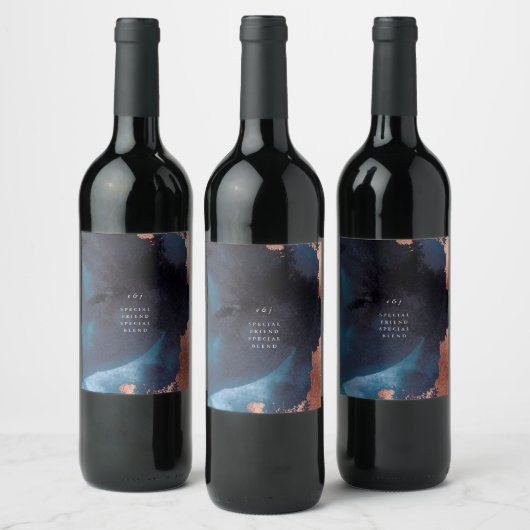 水彩ネイビーブルームーディーズバラ結婚金ゴールド ワインラベル (ボトル)