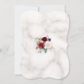 水彩バーガンディ赤面花大理石結婚の 招待状 (裏面)