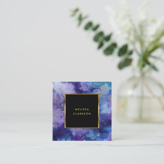 水彩パープルスプラッシュブラック金ゴールドプロフェッショナル スクエア名刺 (スタンド正面)