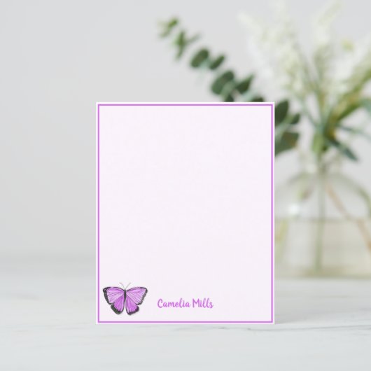 水彩パープルバタフライパーソナライズされた名 (スタンド正面)
