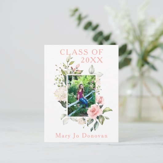 水彩ピンクのバラのフレーム2枚の写真卒業 案内ポストカード (スタンド正面)