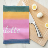 水彩ピンクのブラシストロークストライプのパーソナライズされた キッチンタオル (四つ折り)