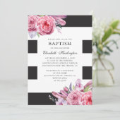 水彩ピンクのボヘミアンフラワーとフェザーの洗礼 招待状 (スタンド正面)