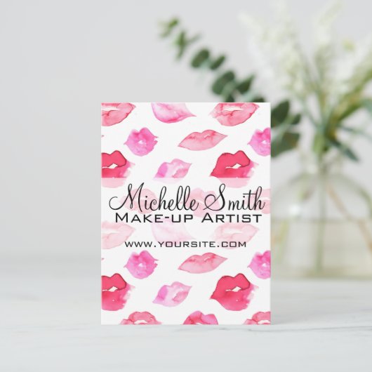 水彩ピンクの唇のパターンメイクアップブランディング ポストカード (スタンド正面)