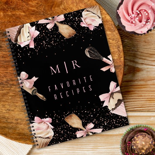 水彩ピンクの文具とカップケーキのノート ノートブック