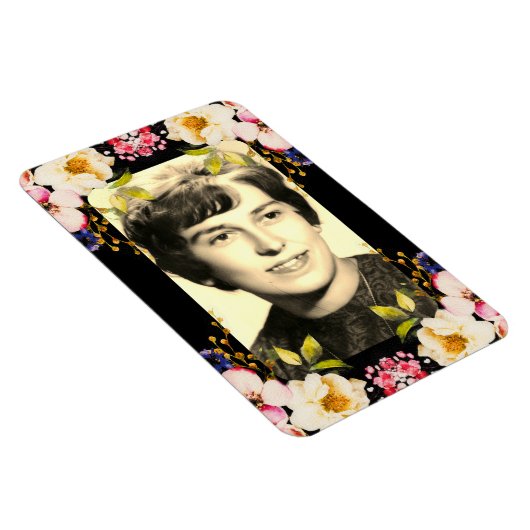 水彩ピンクイエローローズブラック背景 マグネット (右側)