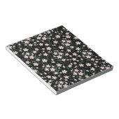 水彩ピンクフローラ植物黒パターン ノートパッド (アングル)