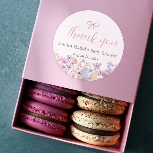 水彩ピンクボウフローラ女の子の赤ちゃんシャワー ラウンドシール