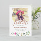 水彩フローラ金ゴールドスクリプト写真卒業 箔招待状 (立ち正面)