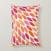 水彩ブラシのストロークが黄色とオレンジに染み出る アクセントクッション (正面(垂直))
