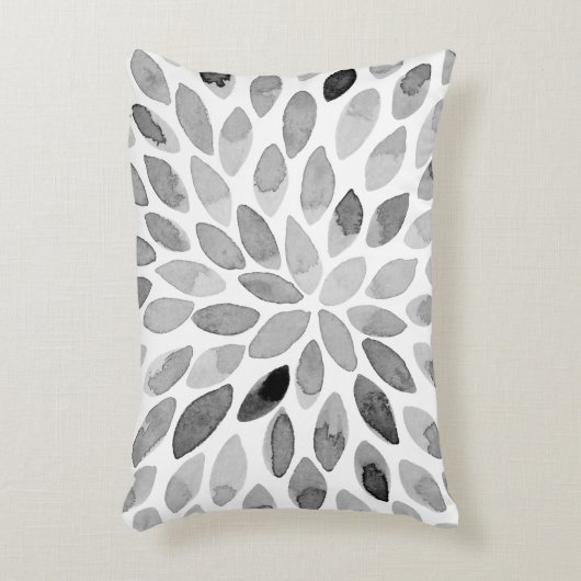 水彩ブラシストローク – 白黒 アクセントクッション (正面(垂直))