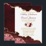 水彩ブルゴーニュフローラマーブルゲ結婚ード 招待状<br><div class="desc">水モダン色ブルゴーニュと金ゴールド大理石の結婚式招待状カード – 金ゴールドスクリプト付きの白い背景。ピンクのバラ、バーガンディのバラ、赤いバラと緑の水色バーガンディフローラを含む。</div>