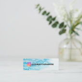 水彩ブルーのソ絵画ーシャルメディアミニ スキニー名刺 (スタンド正面)