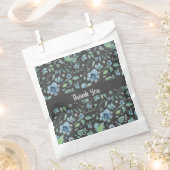 水彩ブルーオンダークグレーフローラカスタム フェイバーバッグ (クリップ留めされた状態)