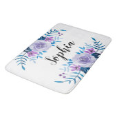 水彩ブルーパープルフローラリースカスタム文字 バスマット (アングル)