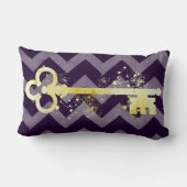 水彩プラムパープル&金ゴールド華美鍵シボロン ランバークッション (裏面)
