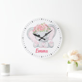 水彩ベビーエレファントピンクフローラガール子供部屋 ラージ壁時計 (ホーム)