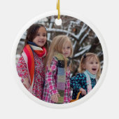 水彩ポインセチアとホリーのクリスマスフォト セラミックオーナメント (裏面)