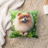 水彩ポメラニア犬グリーンシャームロックフィールド クッション (ブランケット)