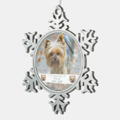 水彩ヨークシャーテリアとフローラリースメモリアル スノーフレークピューターオーナメント (右)