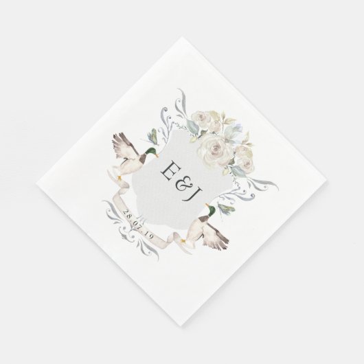 水彩レイクサイド結婚モノグラムクレスト スタンダードランチョンナプキン (角)