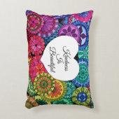 水彩レインボーマンダラハート アクセントクッション (正面(垂直))