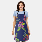 水彩ワイルドフラワーパターン エプロン (着用した状態)