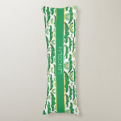 水彩ワニワニワニのワニにレインボーパーソナライズ ボディピロー (正面縦)