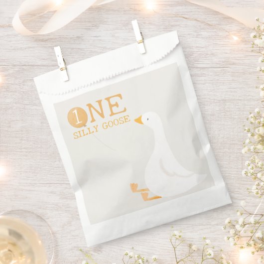 水彩ワンガチョウ間抜けワイルドフラワー1st誕生日 フェイバーバッグ (クリップ留めされた状態)