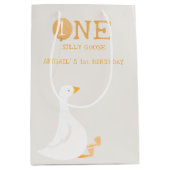 水彩ワンガチョウ間抜けワイルドフラワー1st誕生日 ミディアムペーパーバッグ (正面)