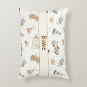 水彩ヴィンテージ玩具パターンホワイト アクセントクッション (正面(垂直))