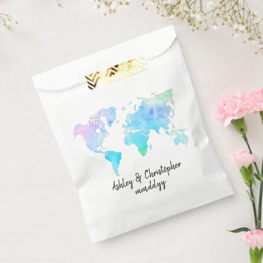 水彩世界地図パーソナライズされたの結婚カップル フェイバーバッグ (封をした状態)