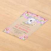 水彩可愛いコアラ&トロピカルフラワーズ誕生日 アクリル招待状 (レイダウン)